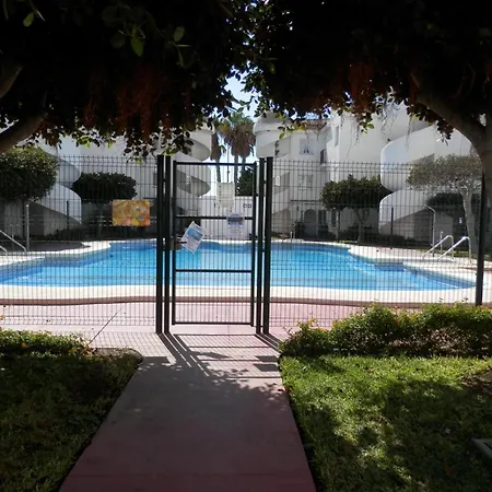 Laguna Oma Apartment *